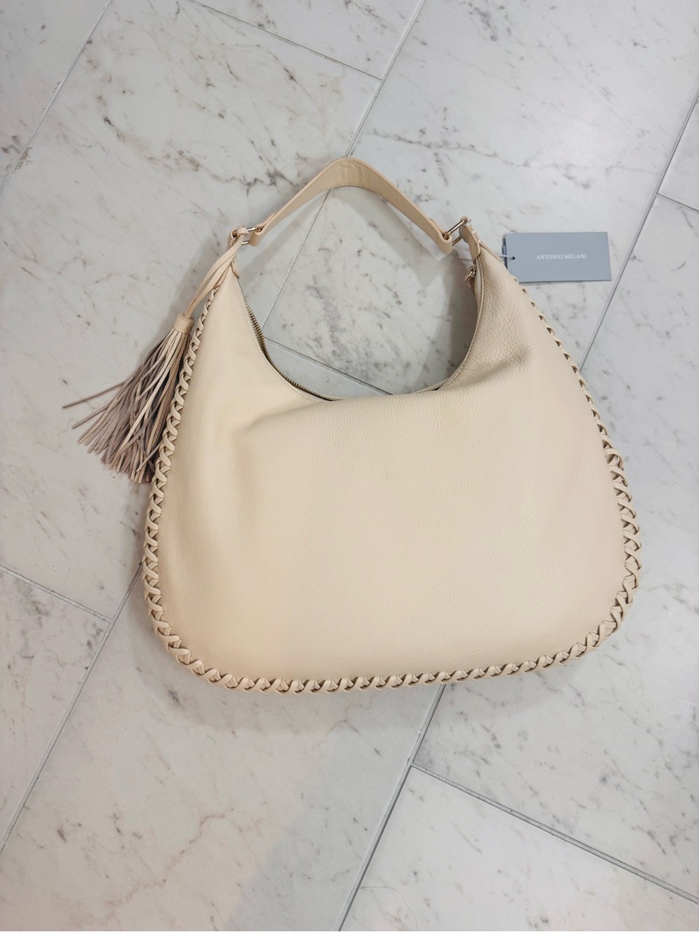 NWT $329 Antonio Melani Pebble Leather Hobo Shoulder Bag Large White Cream
